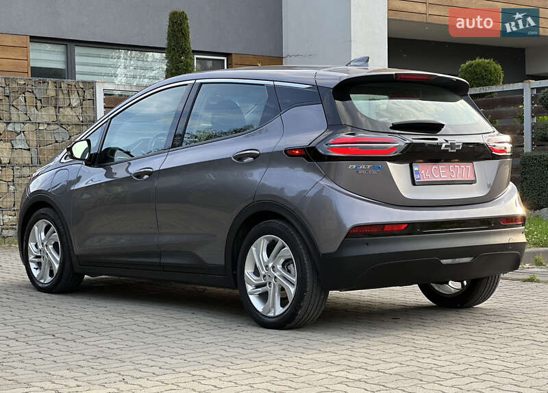 Хэтчбек Chevrolet Bolt EV 2023 в Стрые