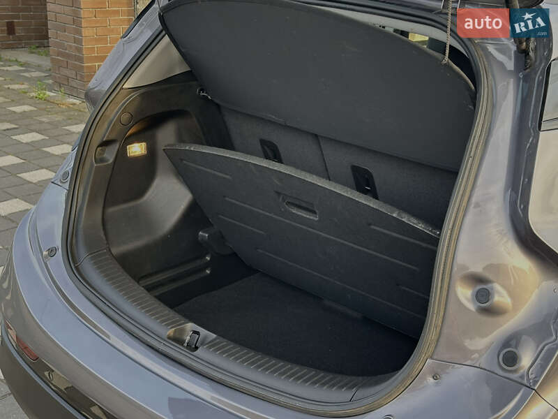 Хэтчбек Chevrolet Bolt EV 2023 в Стрые