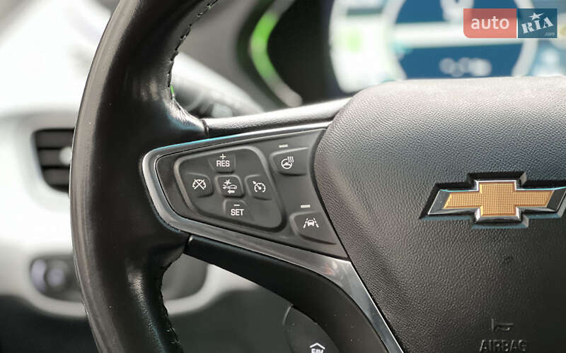 Хэтчбек Chevrolet Bolt EV 2019 в Львове фото 11 Хэтчбек Chevrolet Bolt EV 2019 в Львове