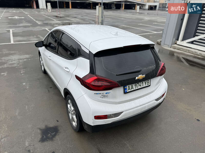 Хетчбек Chevrolet Bolt EV 2019 в Києві фото 10 Хетчбек Chevrolet Bolt EV 2019 в Києві