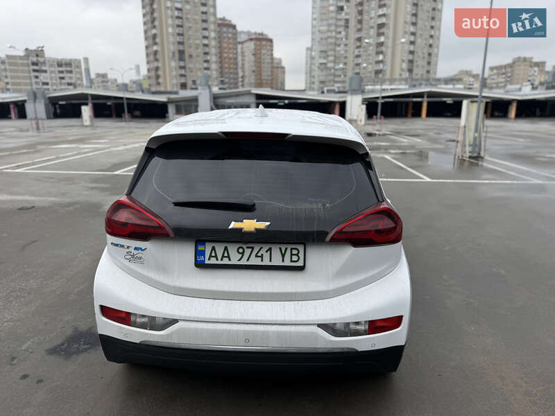 Хетчбек Chevrolet Bolt EV 2019 в Києві фото 12 Хетчбек Chevrolet Bolt EV 2019 в Києві