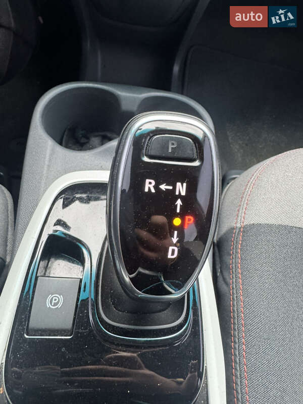 Хетчбек Chevrolet Bolt EV 2019 в Києві фото 42 Хетчбек Chevrolet Bolt EV 2019 в Києві