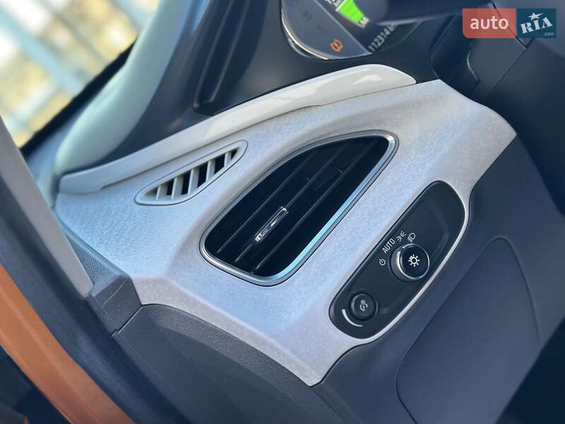 Хэтчбек Chevrolet Bolt EV 2017 в Трускавце