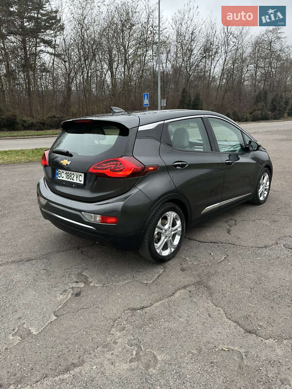 Хэтчбек Chevrolet Bolt EV 2018 в Львове фото 5 Хэтчбек Chevrolet Bolt EV 2018 в Львове