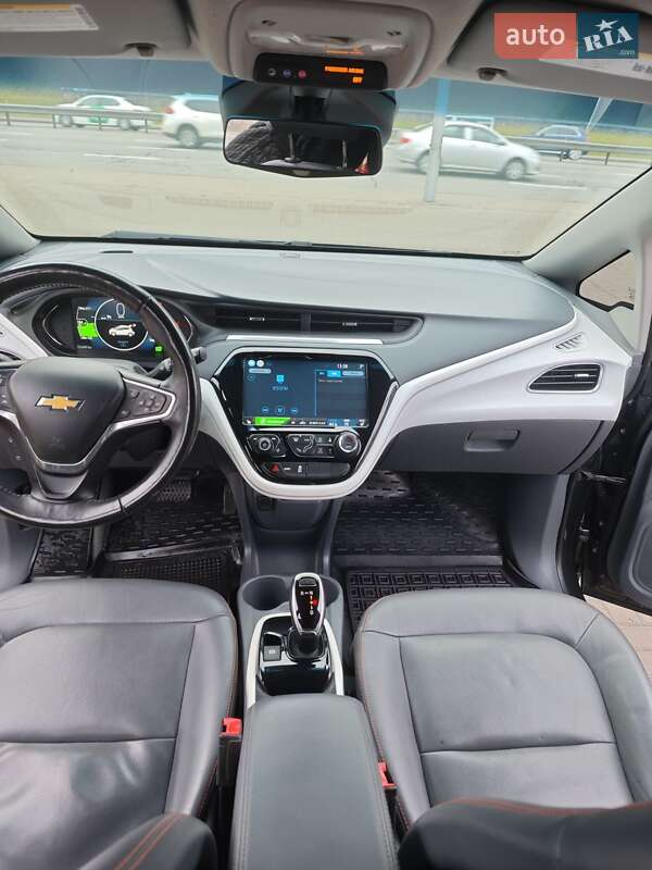 Хетчбек Chevrolet Bolt EV 2017 в Києві фото 6 Хетчбек Chevrolet Bolt EV 2017 в Києві