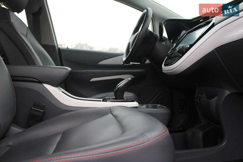 Хетчбек Chevrolet Bolt EV 2017 в Києві