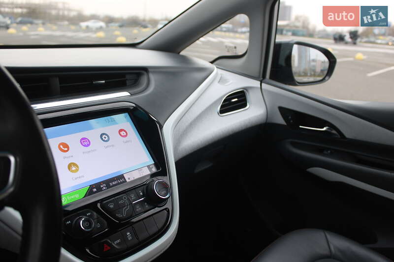 Хетчбек Chevrolet Bolt EV 2017 в Києві