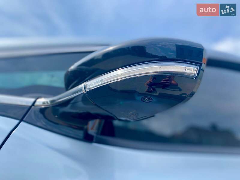 Хетчбек Chevrolet Bolt EV 2017 в Києві