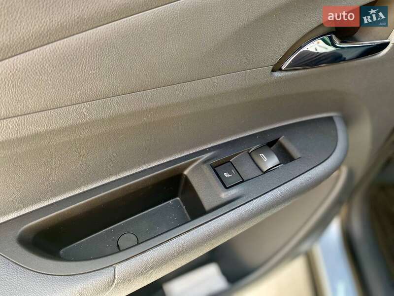 Хетчбек Chevrolet Bolt EV 2017 в Києві