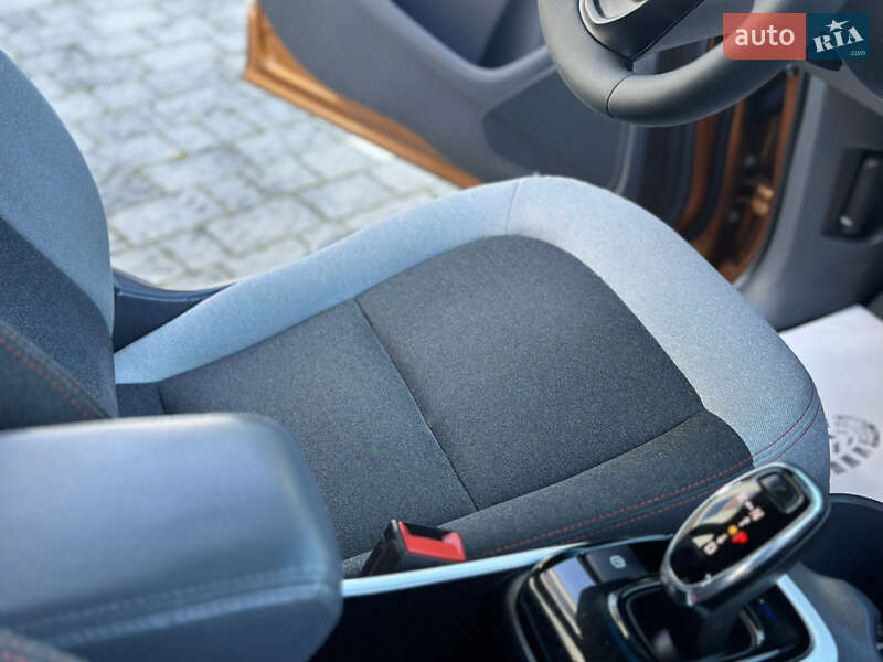 Хетчбек Chevrolet Bolt EV 2017 в Трускавці