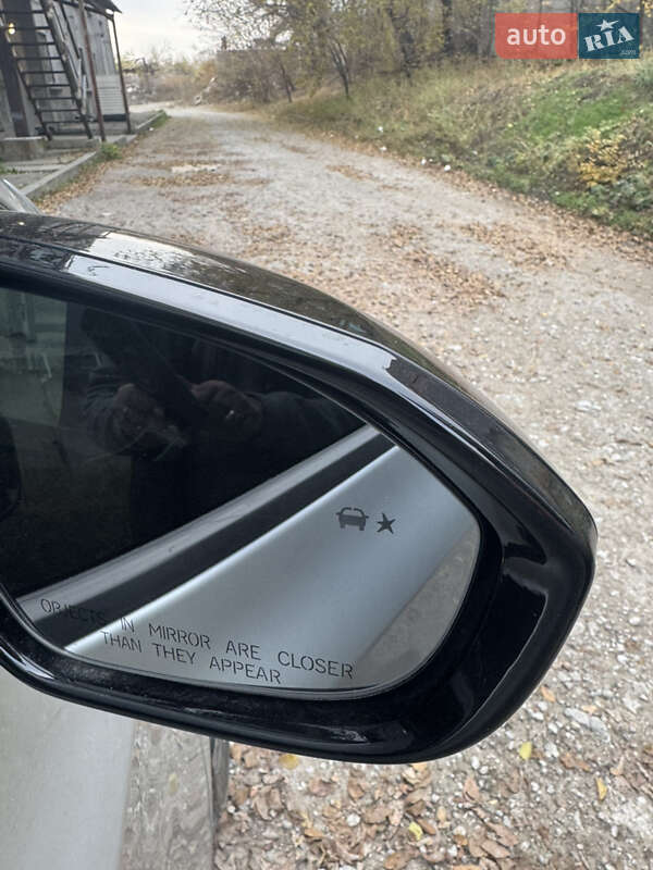 Хетчбек Chevrolet Bolt EV 2017 в Дніпрі