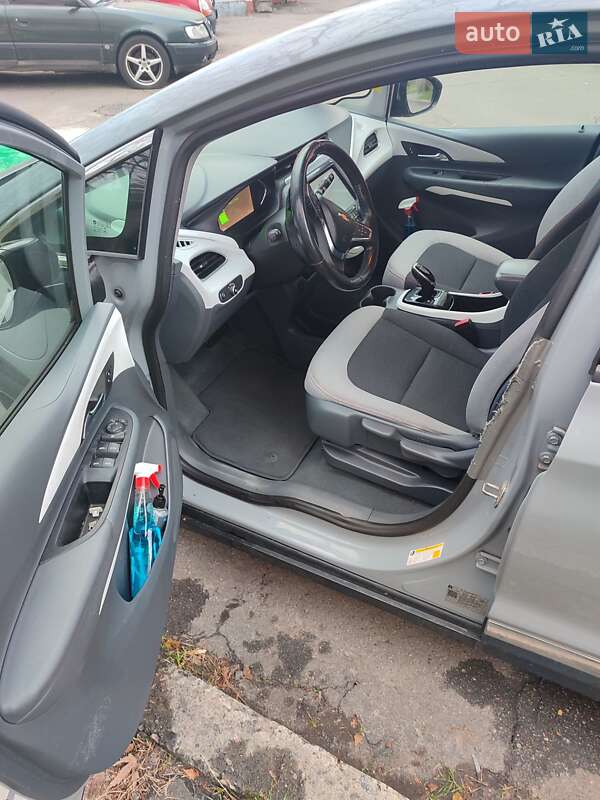 Хетчбек Chevrolet Bolt EV 2018 в Києві