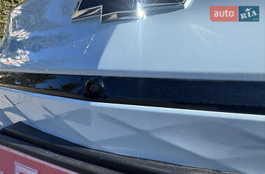 Хэтчбек Chevrolet Bolt EV 2023 в Тернополе