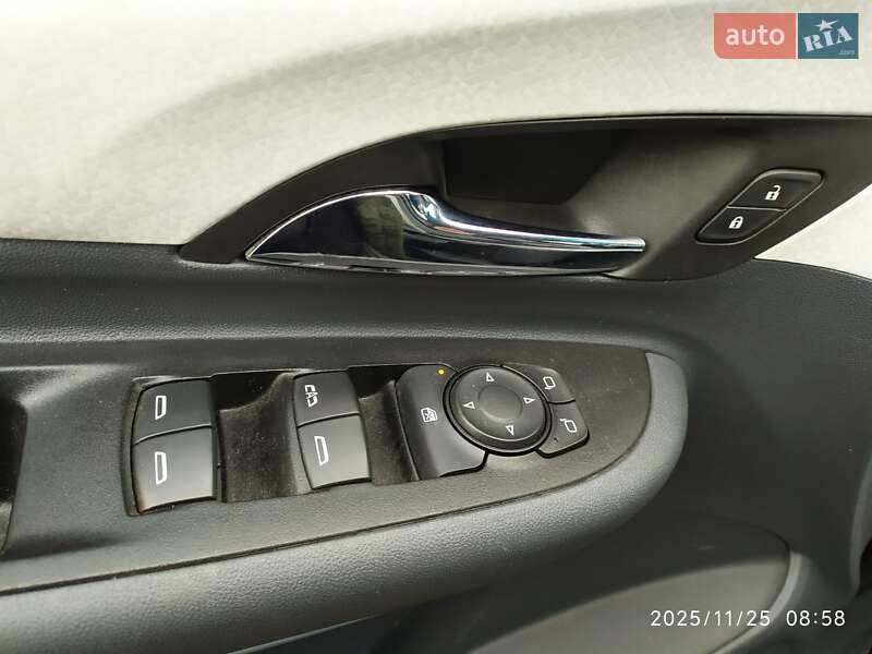 Хетчбек Chevrolet Bolt EV 2018 в Костопілі