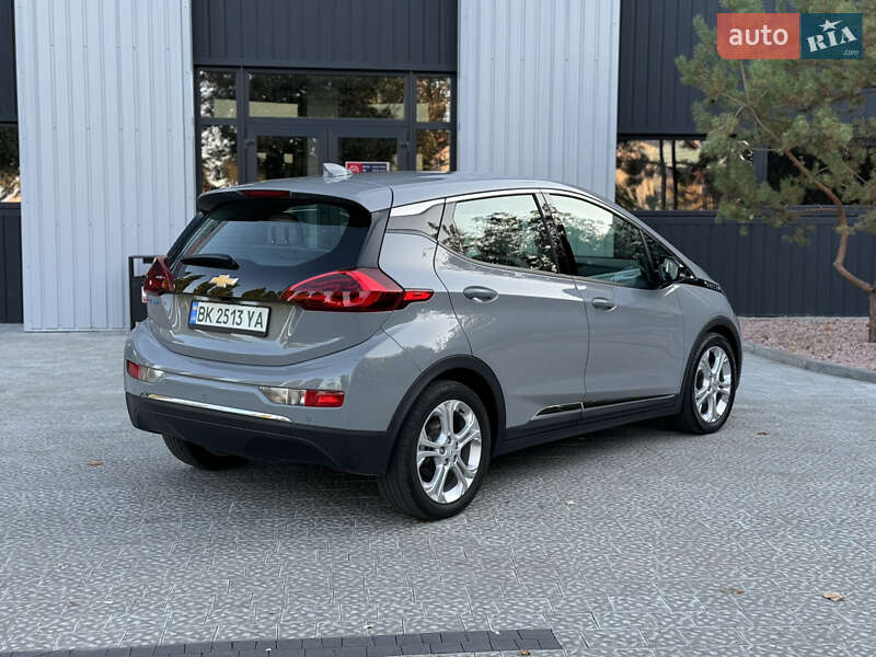 Хэтчбек Chevrolet Bolt EV 2021 в Ровно