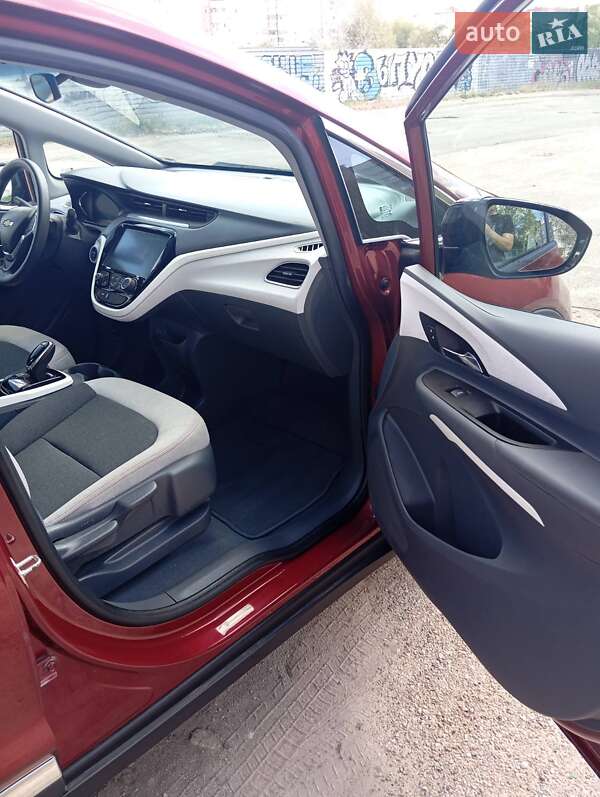 Хетчбек Chevrolet Bolt EV 2017 в Запоріжжі
