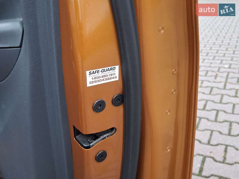 Хетчбек Chevrolet Bolt EV 2016 в Миргороді