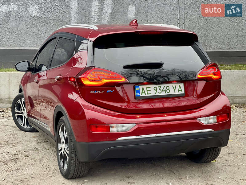 Хетчбек Chevrolet Bolt EV 2017 в Кам'янському