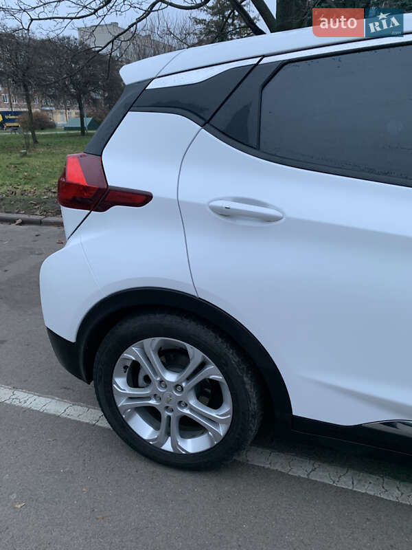 Хэтчбек Chevrolet Bolt EV 2017 в Коростене