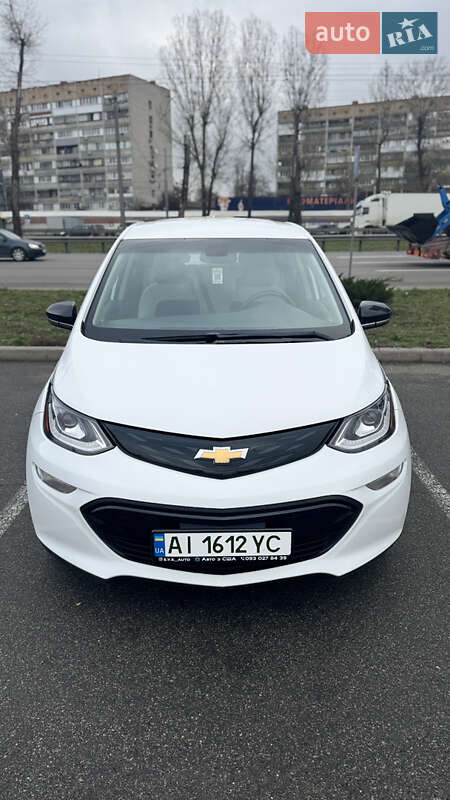 Хэтчбек Chevrolet Bolt EV 2018 в Киеве фото 2 Хэтчбек Chevrolet Bolt EV 2018 в Киеве