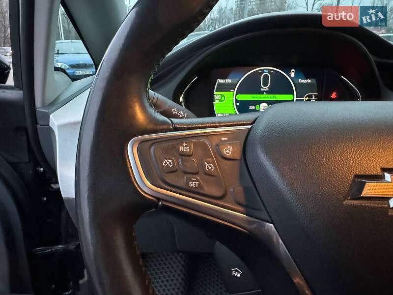 Хэтчбек Chevrolet Bolt EV 2017 в Киеве фото 17 Хэтчбек Chevrolet Bolt EV 2017 в Киеве