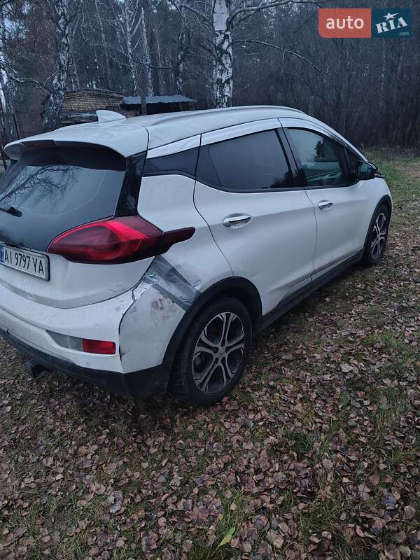 Хетчбек Chevrolet Bolt EV 2017 в Києві фото 7 Хетчбек Chevrolet Bolt EV 2017 в Києві