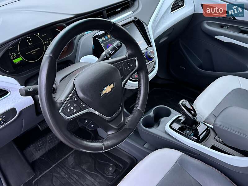 Хэтчбек Chevrolet Bolt EV 2020 в Хмельницком фото 25 Хэтчбек Chevrolet Bolt EV 2020 в Хмельницком