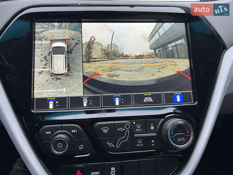 Хэтчбек Chevrolet Bolt EV 2020 в Ивано-Франковске фото 19 Хэтчбек Chevrolet Bolt EV 2020 в Ивано-Франковске