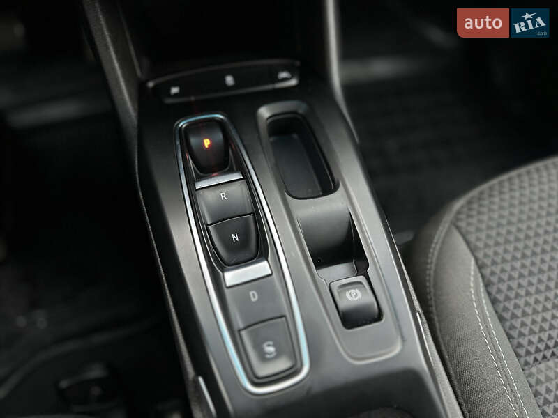 Хэтчбек Chevrolet Bolt EV 2023 в Киеве