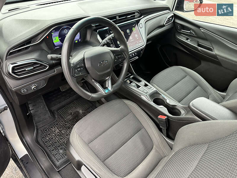 Хэтчбек Chevrolet Bolt EV 2023 в Киеве