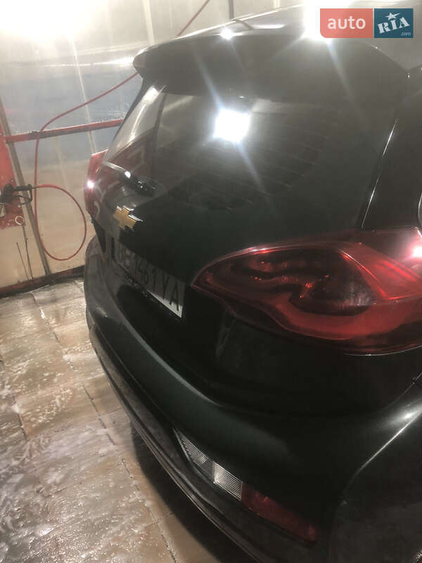 Хэтчбек Chevrolet Bolt EV 2017 в Николаеве