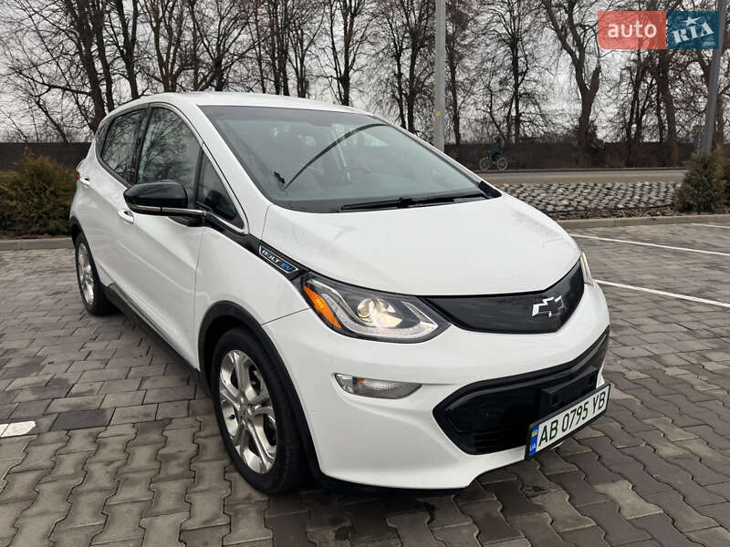 Хетчбек Chevrolet Bolt EV 2018 в Вінниці фото 22 Хетчбек Chevrolet Bolt EV 2018 в Вінниці