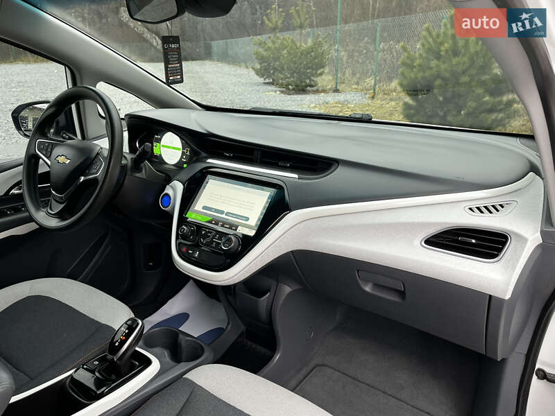 Хетчбек Chevrolet Bolt EV 2019 в Львові