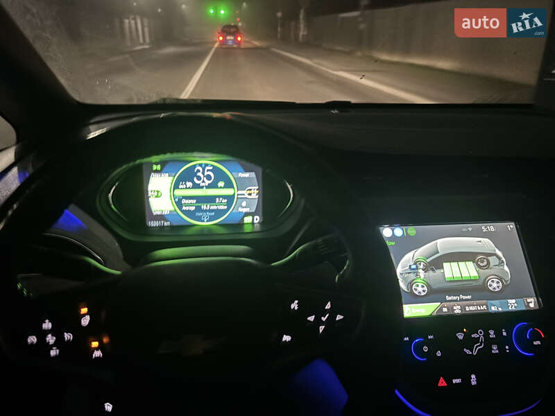 Хетчбек Chevrolet Bolt EV 2017 в Софіївській Борщагівці