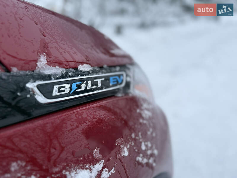 Хэтчбек Chevrolet Bolt EV 2020 в Дрогобыче