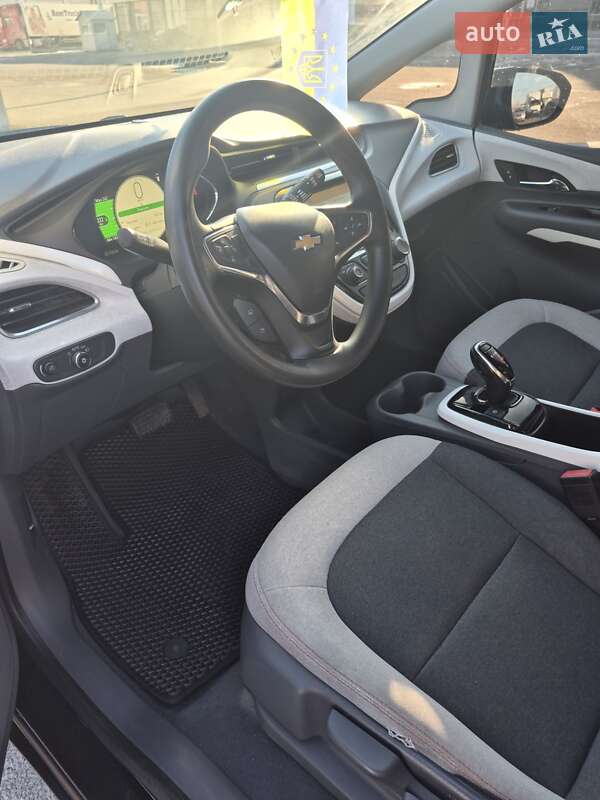 Хэтчбек Chevrolet Bolt EV 2018 в Полтаве
