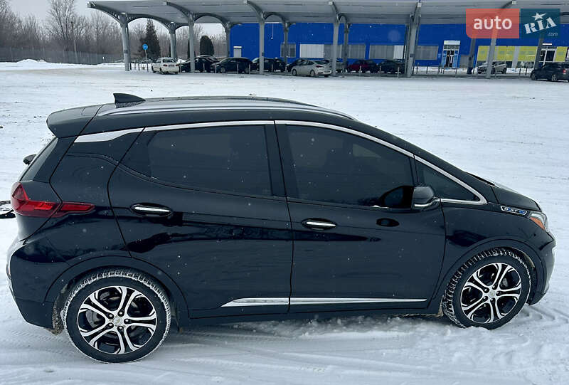Хэтчбек Chevrolet Bolt EV 2018 в Днепре фото 7 Хэтчбек Chevrolet Bolt EV 2018 в Днепре