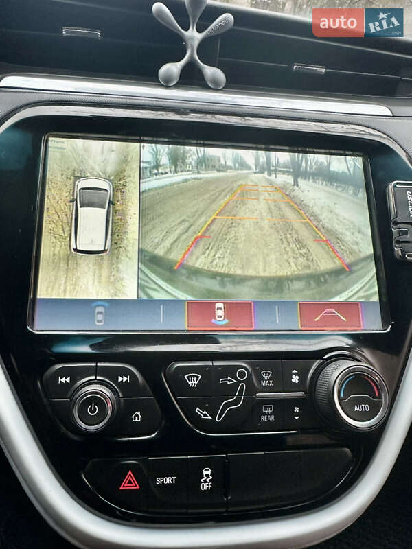 Хэтчбек Chevrolet Bolt EV 2018 в Днепре фото 24 Хэтчбек Chevrolet Bolt EV 2018 в Днепре