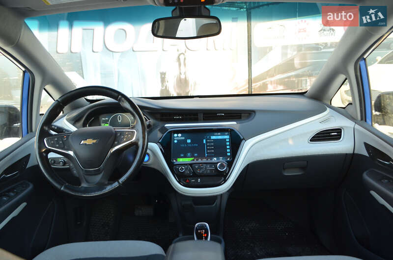 Хэтчбек Chevrolet Bolt EV 2021 в Киеве фото 18 Хэтчбек Chevrolet Bolt EV 2021 в Киеве