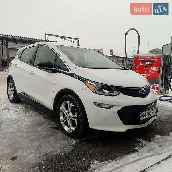 Хэтчбек Chevrolet Bolt EV 2017 в Киеве фото 19 Хэтчбек Chevrolet Bolt EV 2017 в Киеве
