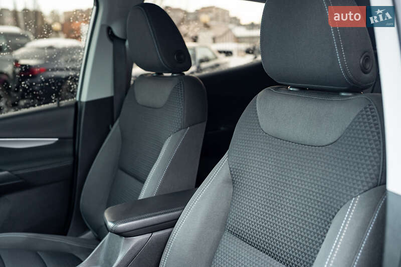 Хэтчбек Chevrolet Bolt EV 2021 в Киеве