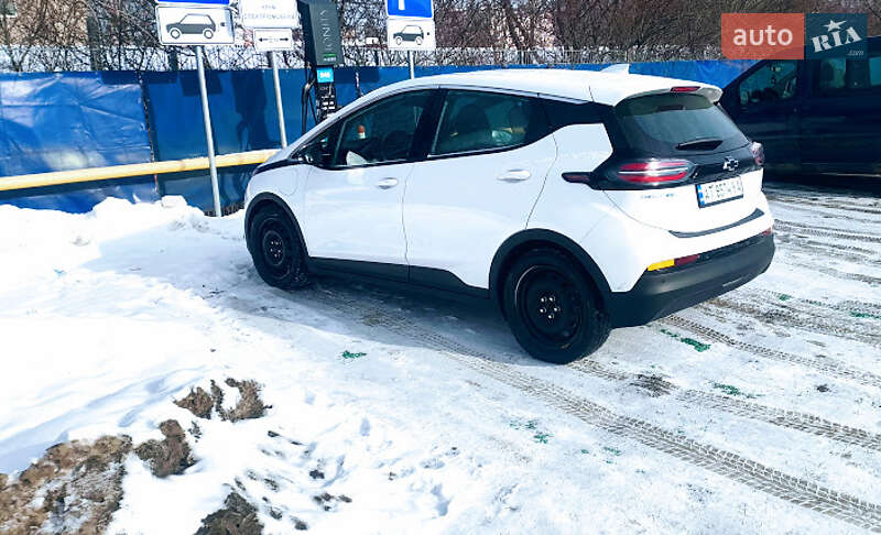Хэтчбек Chevrolet Bolt EV 2022 в Ивано-Франковске фото 9 Хэтчбек Chevrolet Bolt EV 2022 в Ивано-Франковске