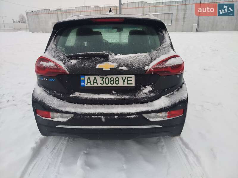 Хэтчбек Chevrolet Bolt EV 2020 в Киеве фото 5 Хэтчбек Chevrolet Bolt EV 2020 в Киеве