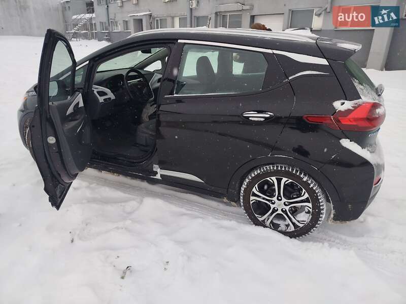 Хэтчбек Chevrolet Bolt EV 2020 в Киеве фото 13 Хэтчбек Chevrolet Bolt EV 2020 в Киеве