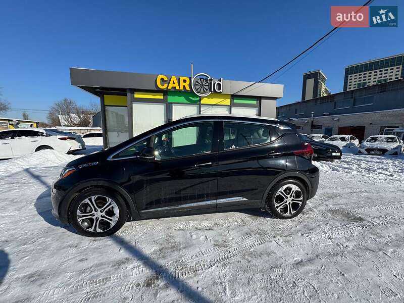 Хэтчбек Chevrolet Bolt EV 2020 в Киеве
