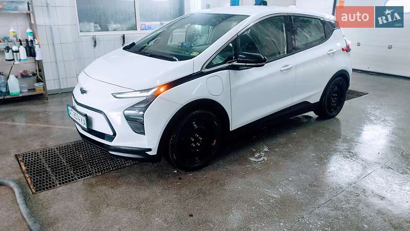 Хэтчбек Chevrolet Bolt EV 2022 в Ивано-Франковске фото 6 Хэтчбек Chevrolet Bolt EV 2022 в Ивано-Франковске