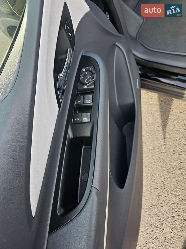 Хэтчбек Chevrolet Bolt EV 2017 в Ровно