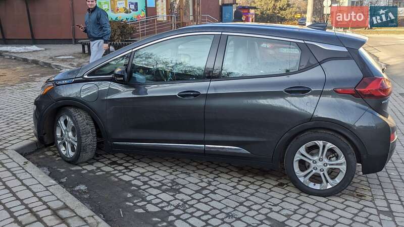 Хэтчбек Chevrolet Bolt EV 2021 в Ивано-Франковске фото 12 Хэтчбек Chevrolet Bolt EV 2021 в Ивано-Франковске