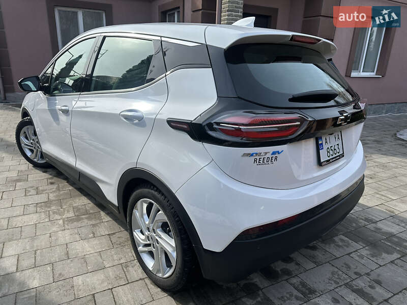 Хэтчбек Chevrolet Bolt EV 2022 в Броварах фото 8 Хэтчбек Chevrolet Bolt EV 2022 в Броварах