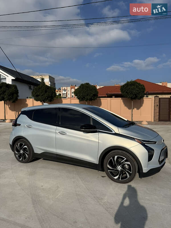 Хэтчбек Chevrolet Bolt EV 2023 в Новомосковске фото 5 Хэтчбек Chevrolet Bolt EV 2023 в Новомосковске